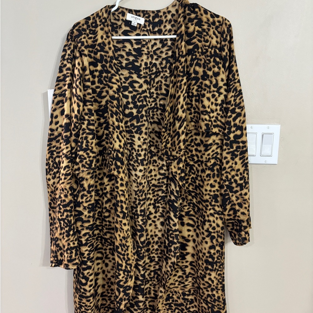Umgee Leopard Print Open Cardigan euc nwot